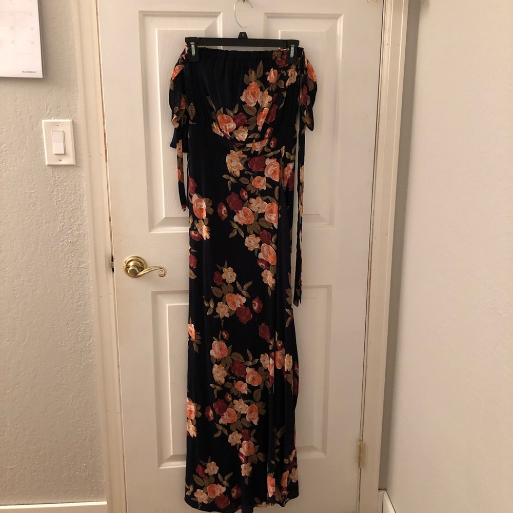 Navy Floral Off the Shoulder Tie Sleeve